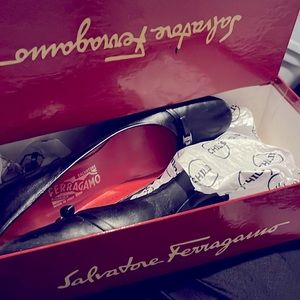 Black ferragamo heels step in style size 7